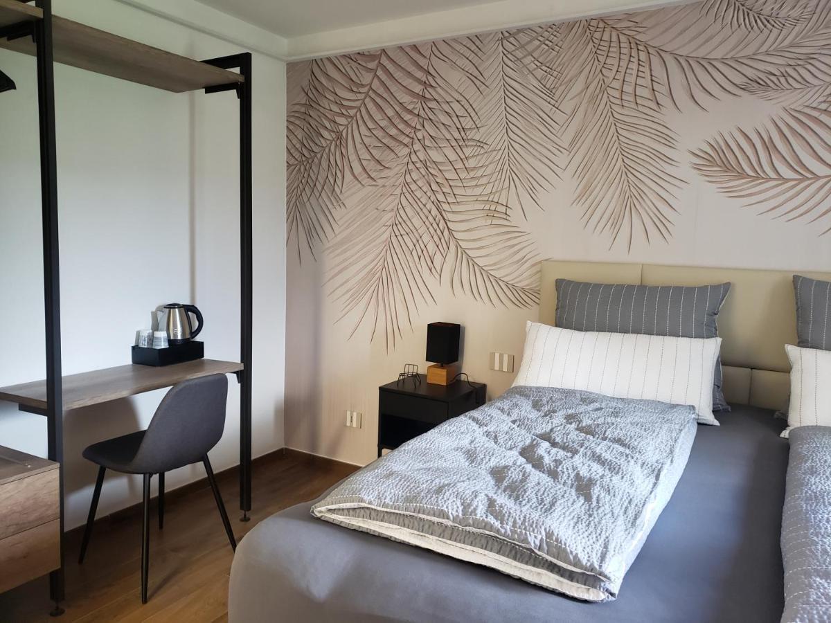 Vinomare Guesthouse Fosdinovo Eksteriør billede